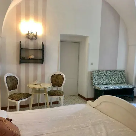 Villa San Nicola, Holidays Home, Historic Retreat * 维纳克斯特里奇