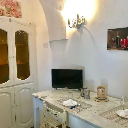Villa San Nicola, Holidays Home, Historic Retreat 度假居 维纳克斯特里奇
